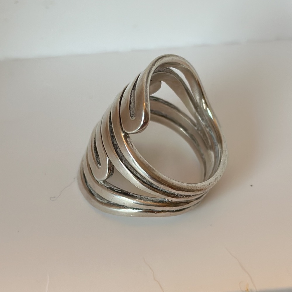 Silpada Sterling Silver Swirl Open Band Ring - Silver - Picture 3 of 4